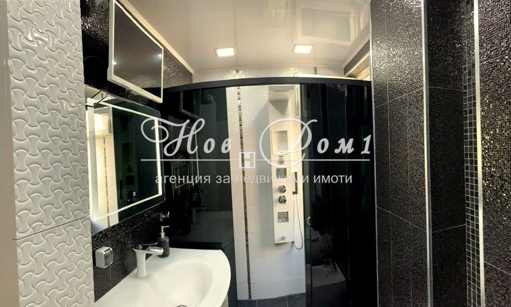 - топ локация - лукс обзаведен - паркомясто - готов за нанасяне -