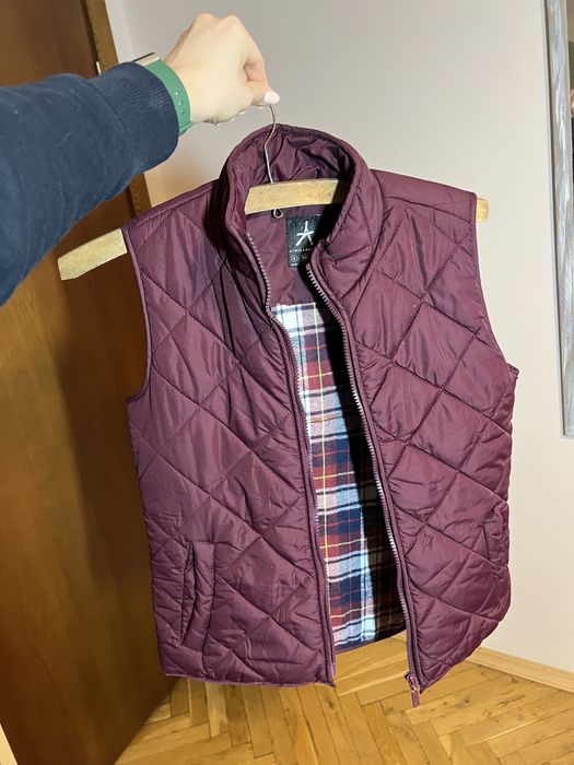 Къс елек - цвят бордо - размер XS