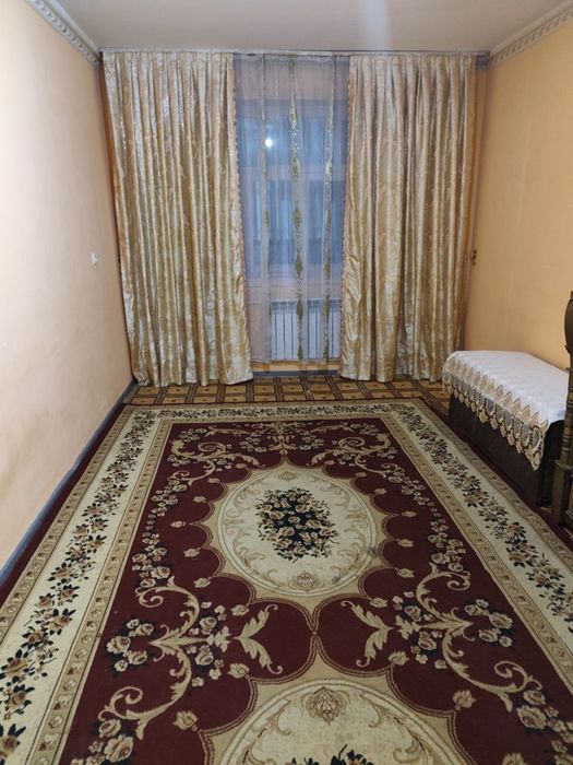 Чирчик шахар 3 микро район 2х 58 кв/м сотилади Нархи 30.000$ Наличка