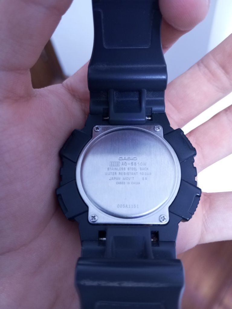 Ceas Casio colection verde.