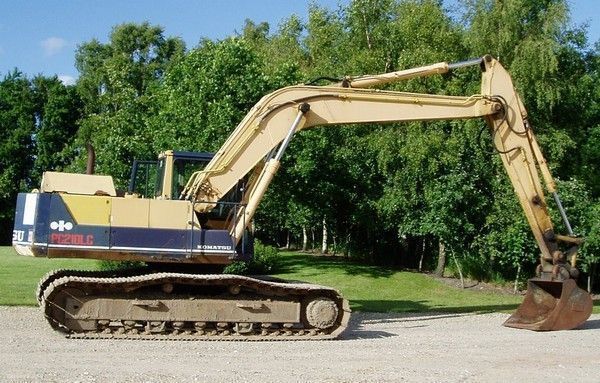 dezmembram excavator komatsu pc210 lc-3