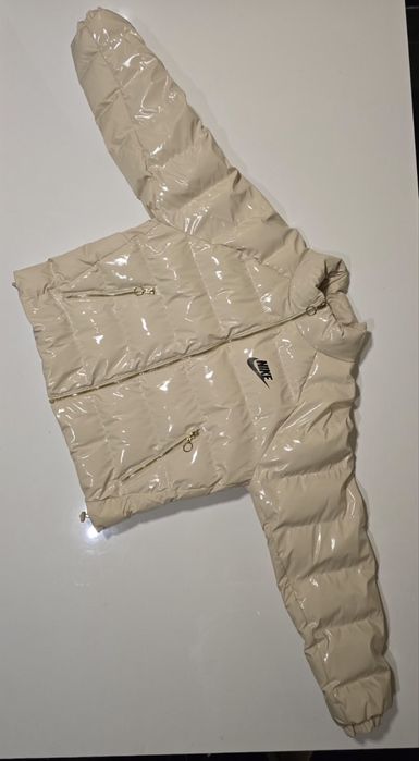 Зимно яке NIKE! Използвано