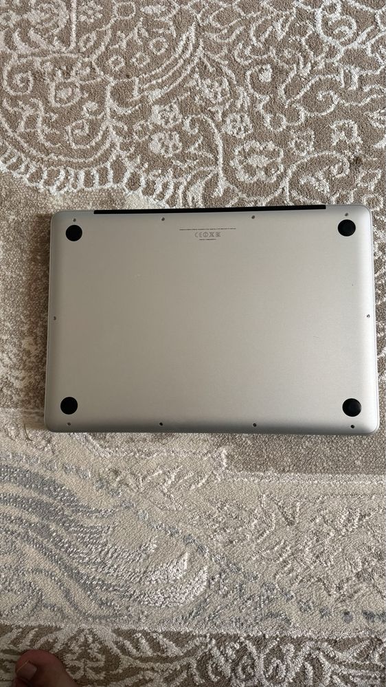 Продаётся Apple MacBook, сатылады