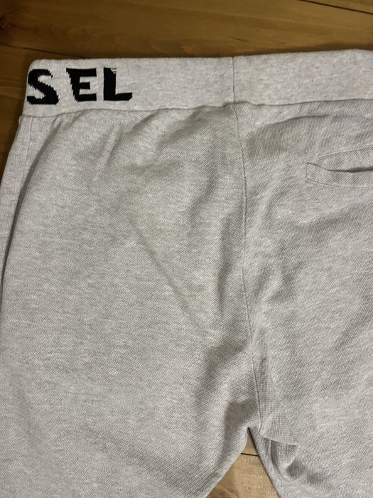 Сиво долнище Diesel