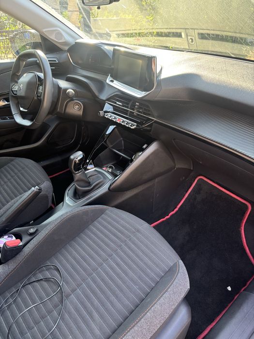 Peugeot 208 unic propietar