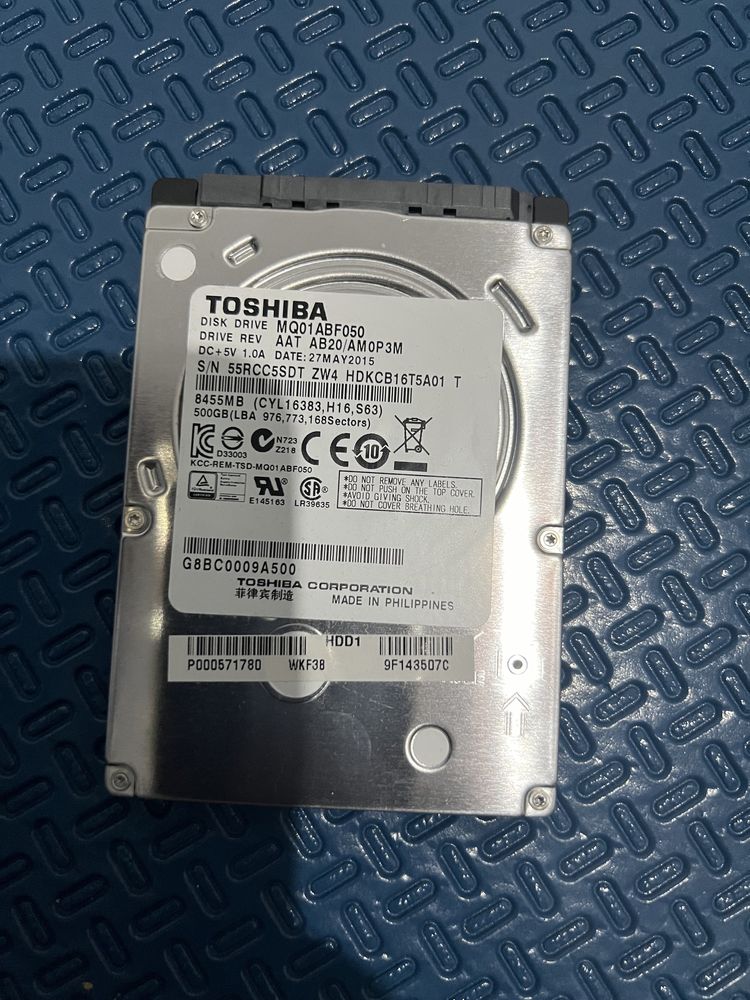 Hard laptop Toshiba mq01abf050