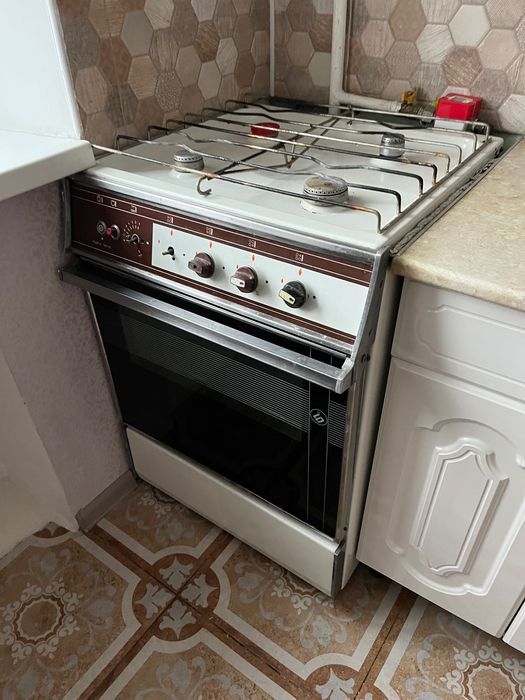 Газовая плита рабочая