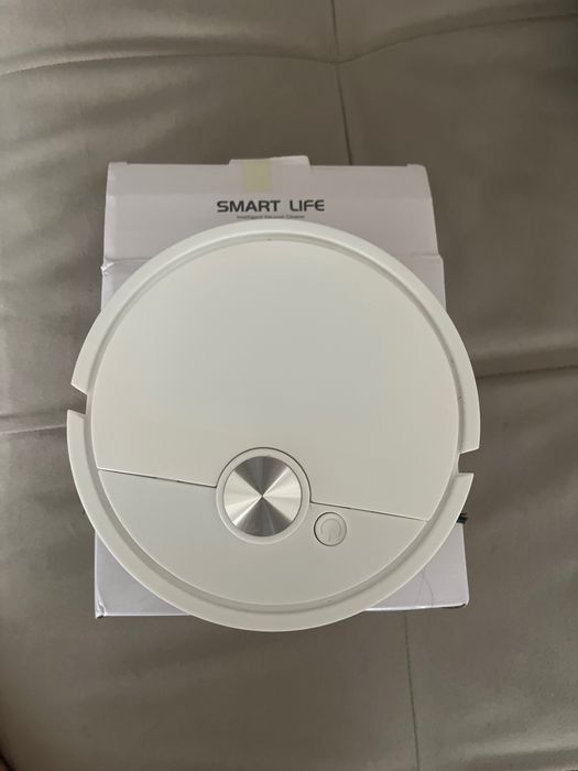 SmartLife робот за почистване