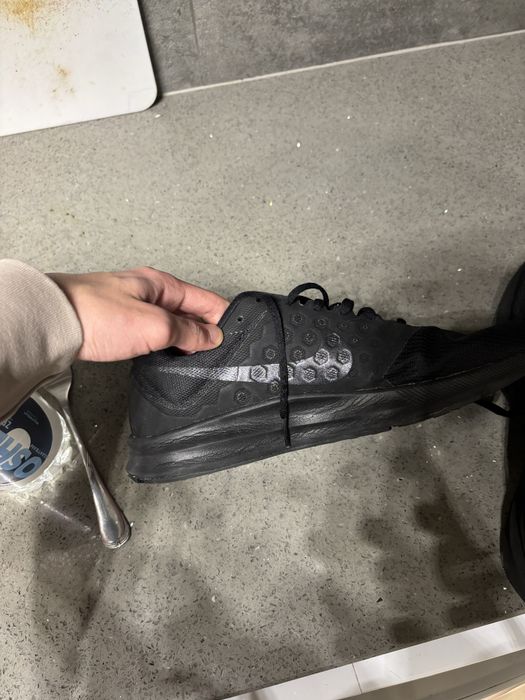 Маратонки Nike 43 номер