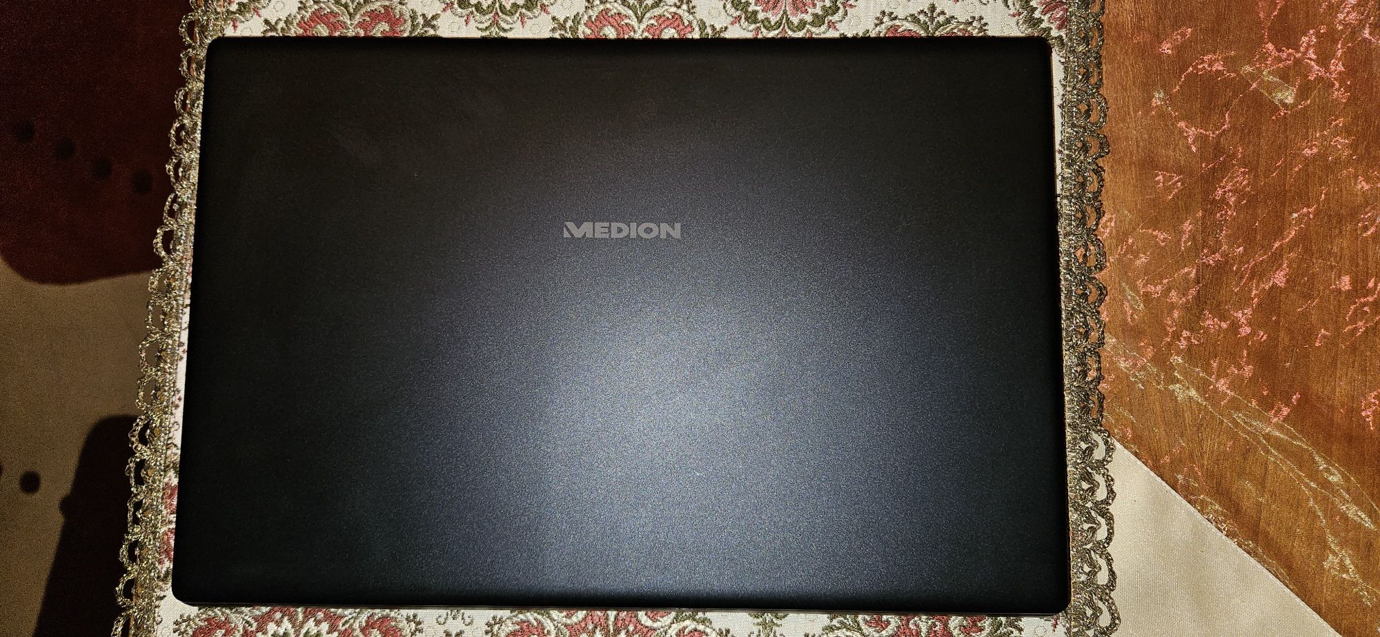 Laptop Medion Slim Ediție Limitata