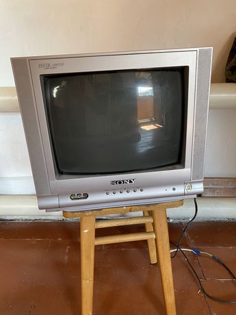 Телевизор Sony Digital control multi-system