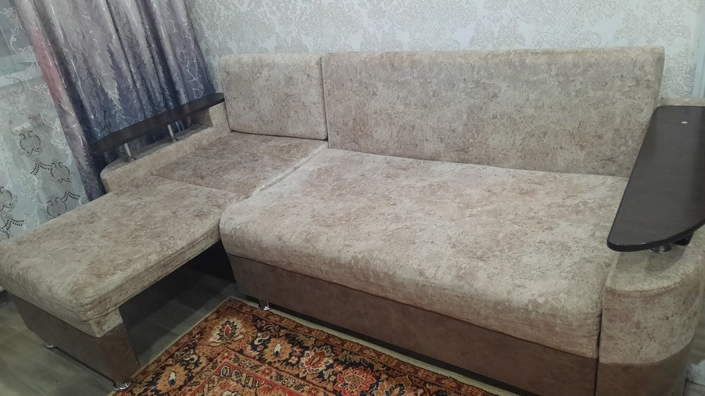Продам диван в отличном состоянии