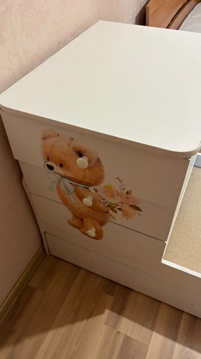 Детская кровать белая