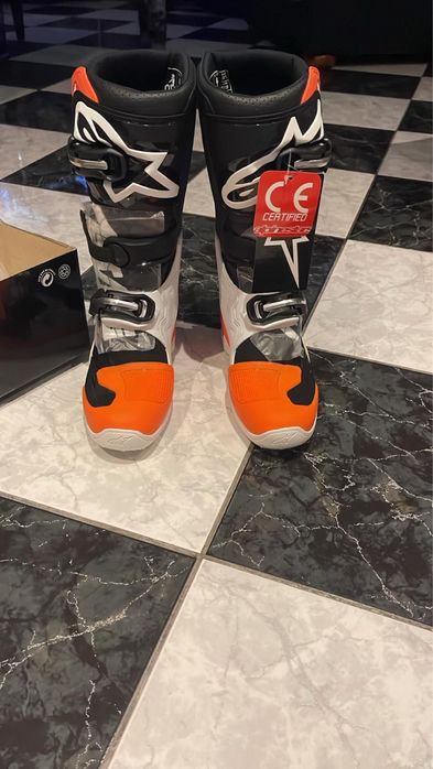 Echipament moto dama alpinestar