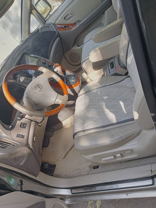 Lexus  RX-300. Крассовер.