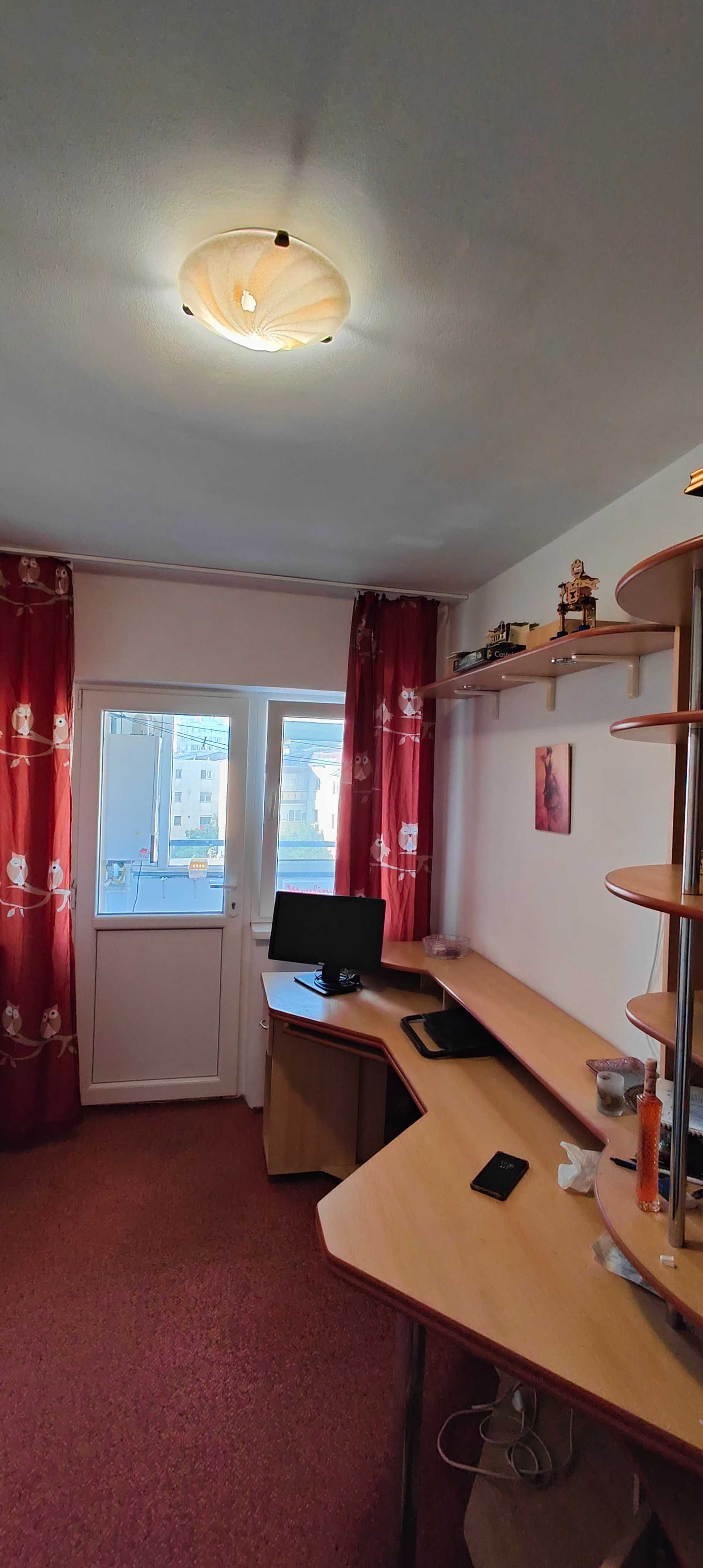 De inchiriat apartament 3 camere, GARA Vama veche ,Centru,Piata Unirii