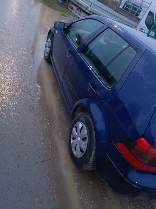 De vanzare wv golf 4