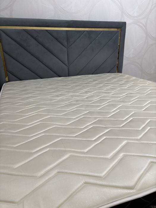 Продам матрас ортопедический 180 на 2 м