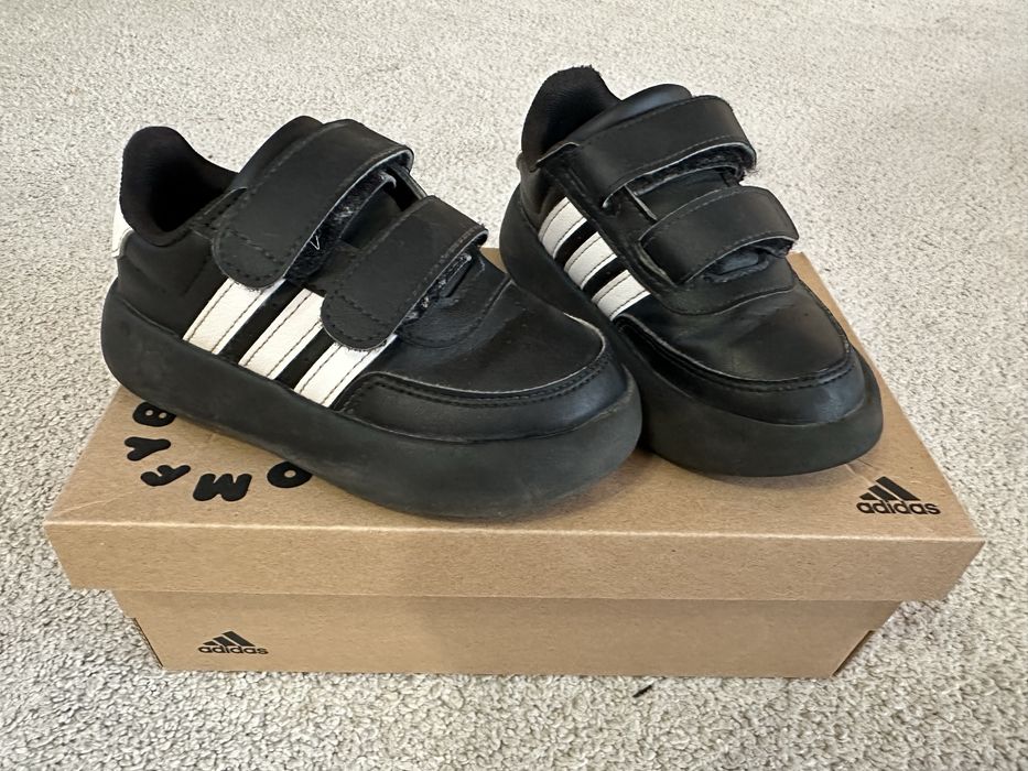 Детски маратонки за момче Adidas Bubble foam