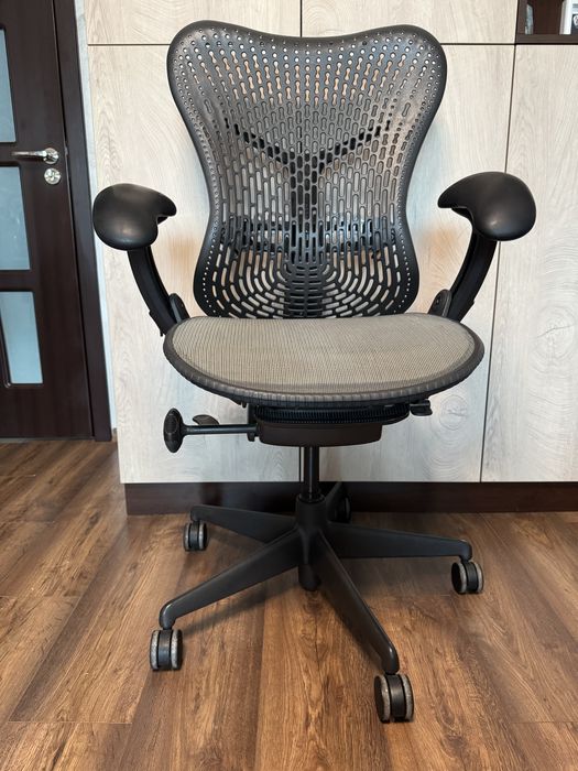 Herman Miller Mirra Graphite