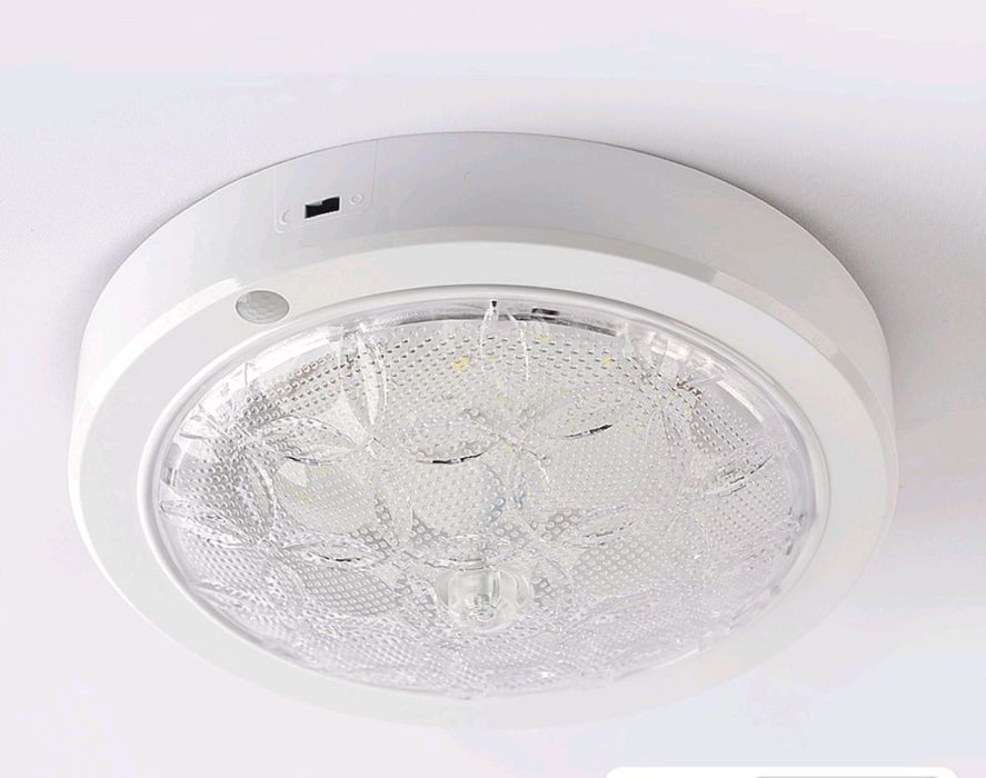Smart LED светильники со встроенным датчиком движения