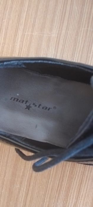 Лачени обувки, естествен лак