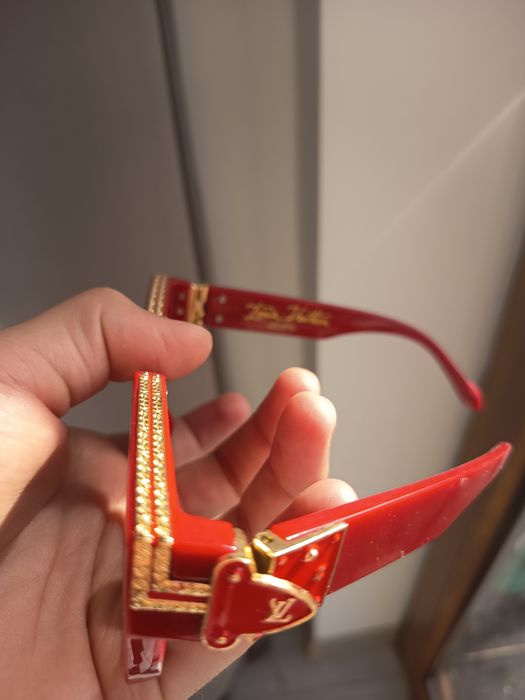 Ochelari Louis Vuitton Milionaire Și Dita Schimb Cu Ceasuri