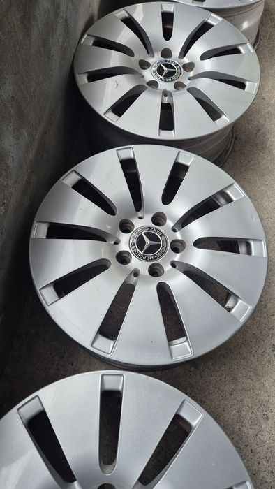 Джанти Mercedez Benz