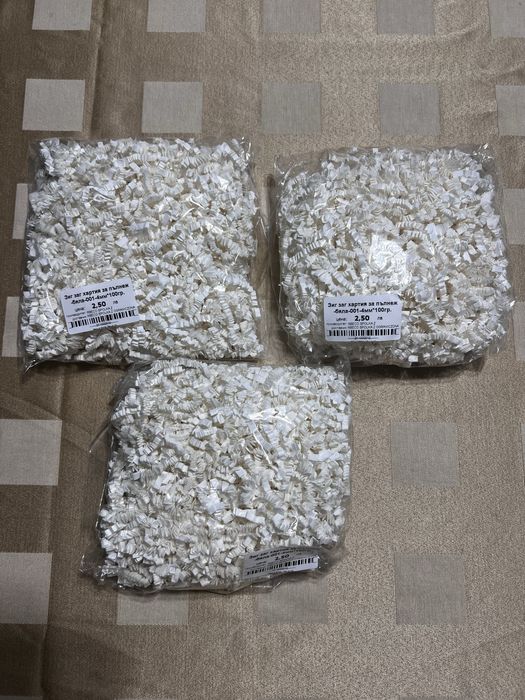 Зиг заг хартия за пълнеж бяла 001-4 мм 100 гр.