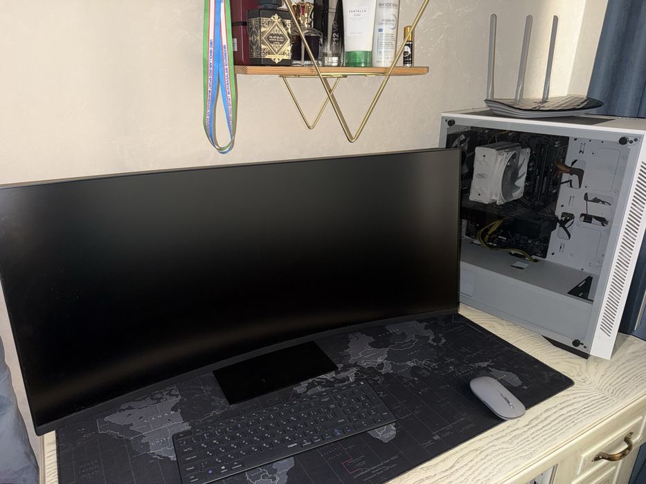 ПРОДАЕТСЯ новый пк с монитром , собран недавно
