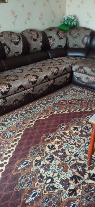 Диван угловой бу с крестом