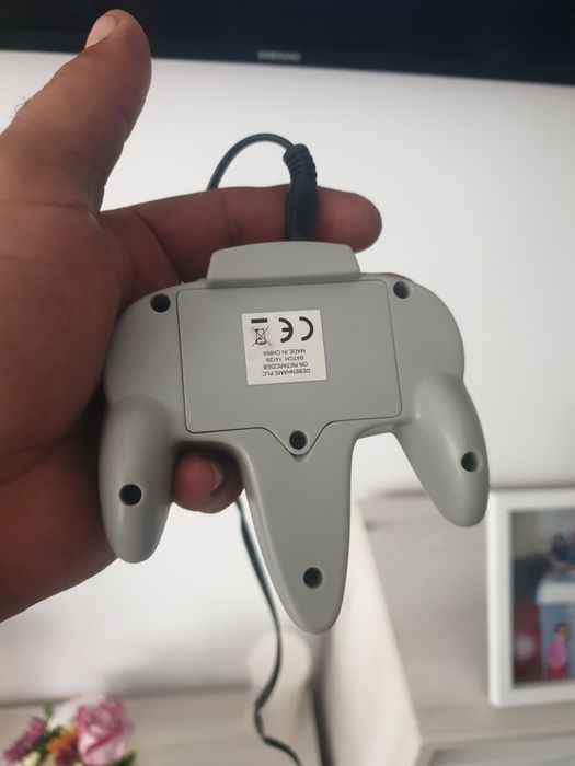Mini joc tv cu jocuri vechi vintage model nintendo 64