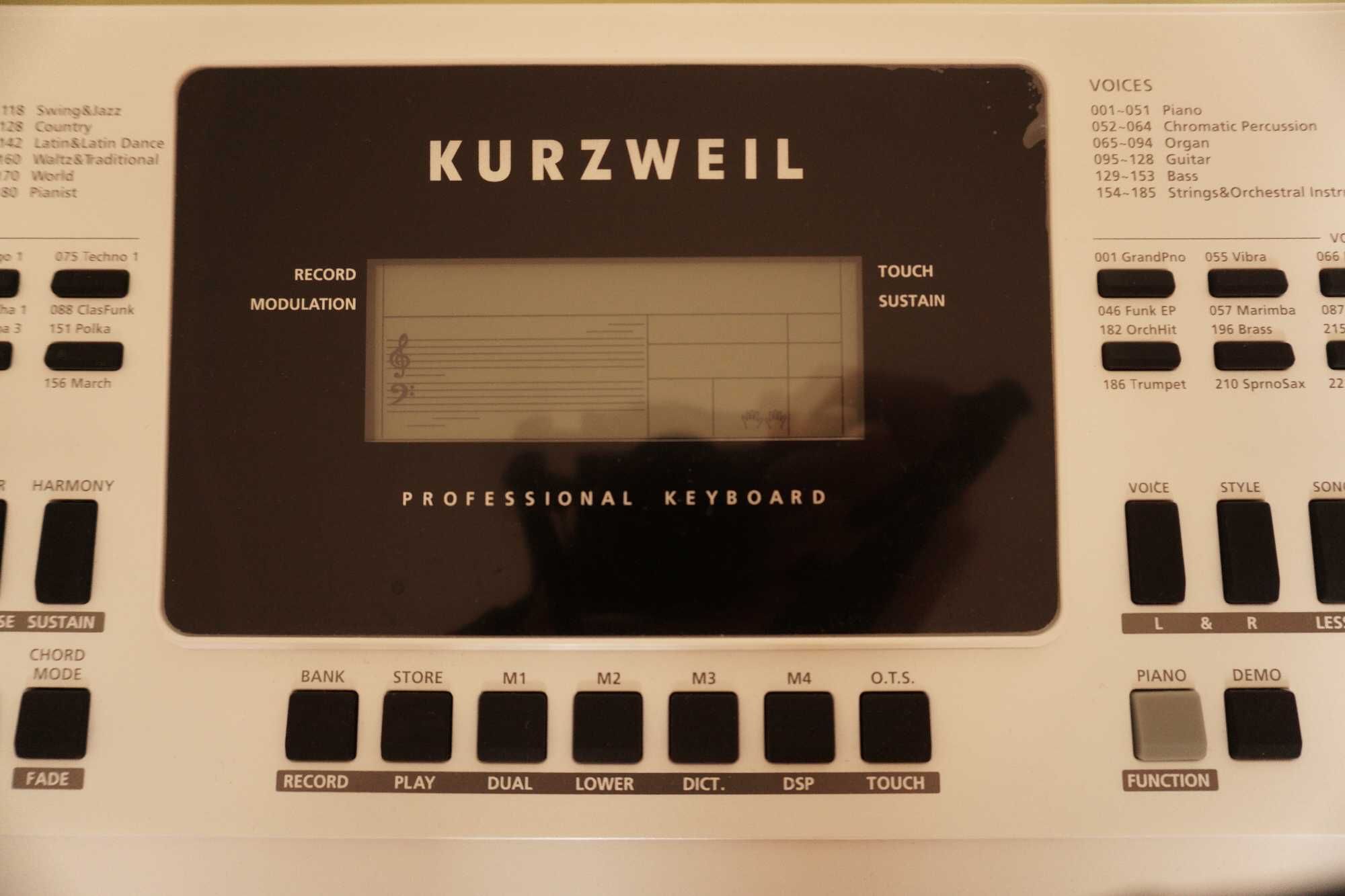 Синтезатор Kurzweil KP140WH