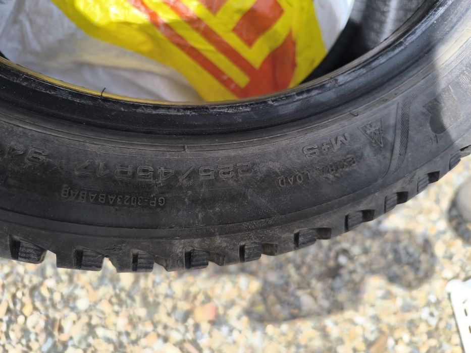 Продам Зимние шины!