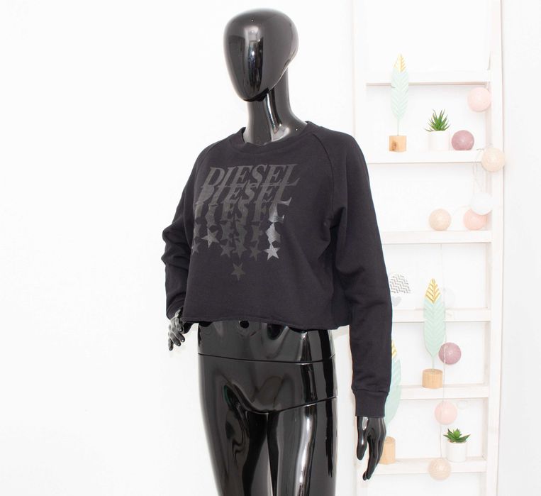 Diesel дамски черен суичър crop модел лого със звезди M