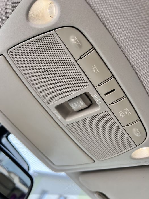 Nissan X-Trail T32, 1.6L, 4x2, echipare Tekna