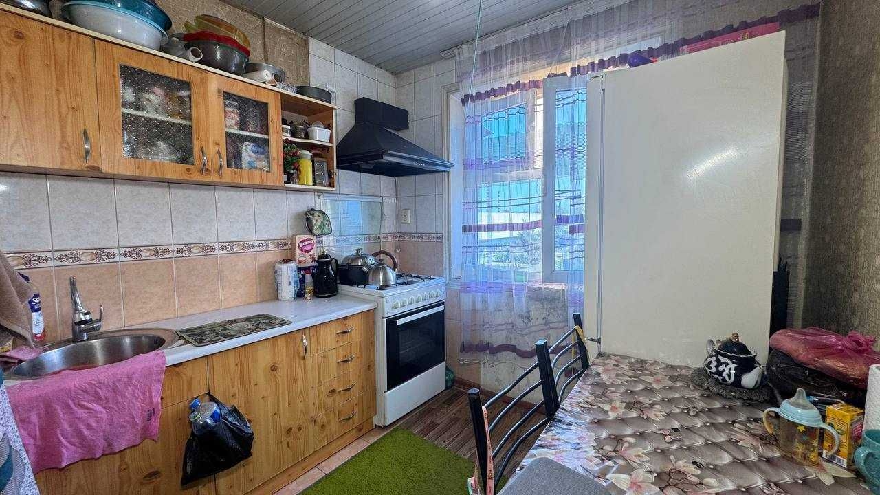 Киргили Дружба 1 хонали квартира сотилади.ID:1209