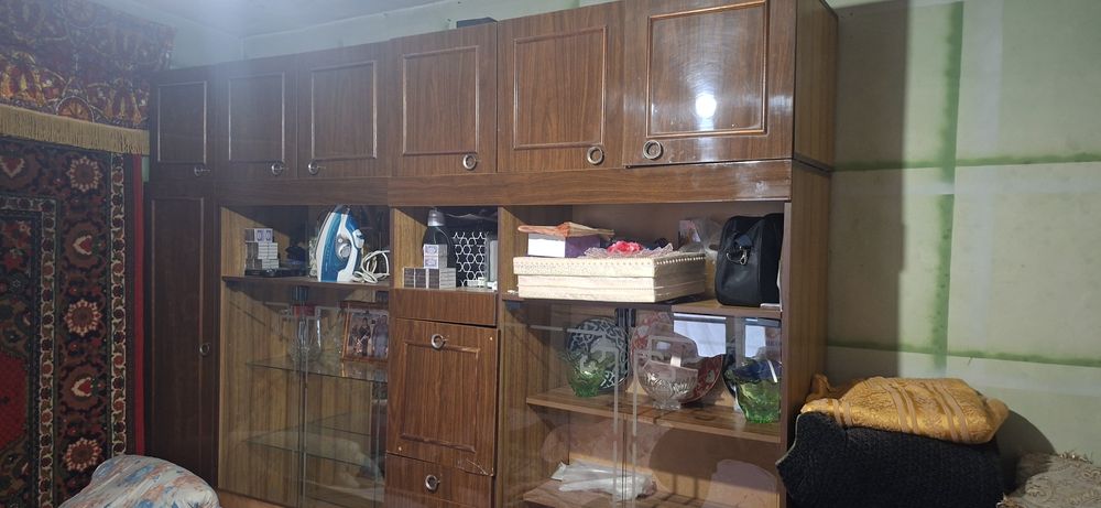 Mebel stenka servant