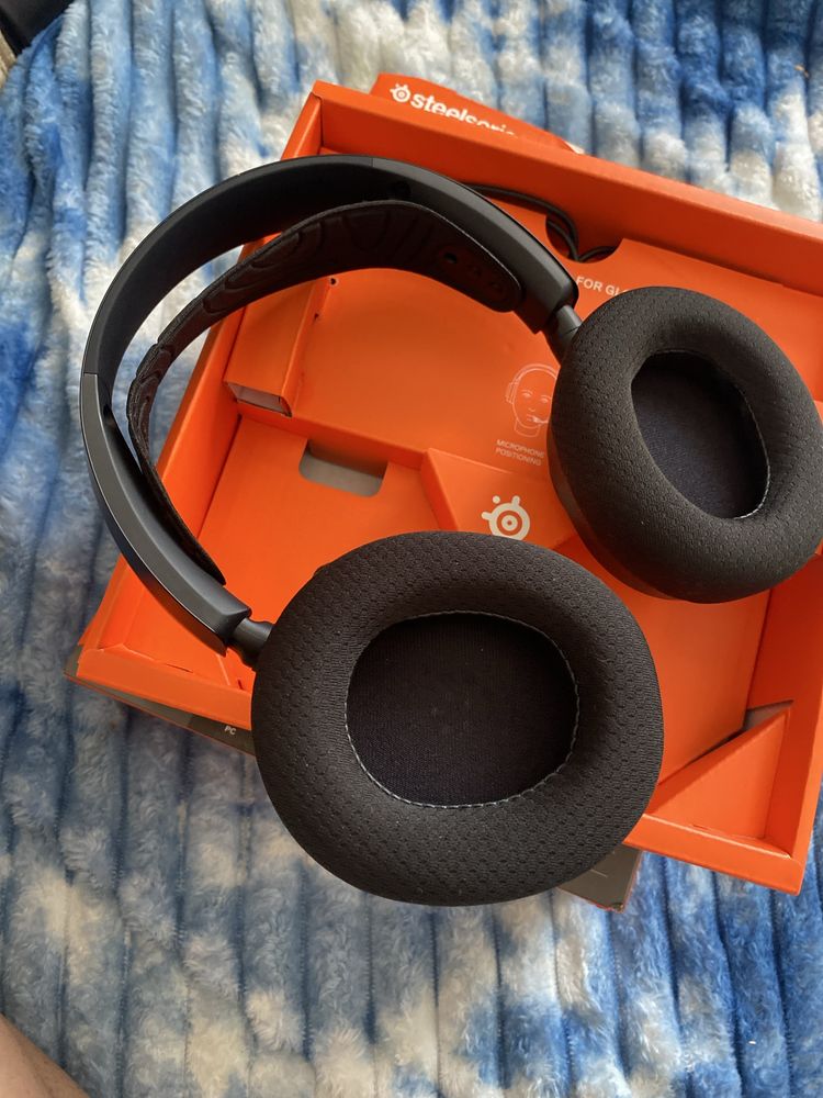 Vand casti arctis nova 7 wireless