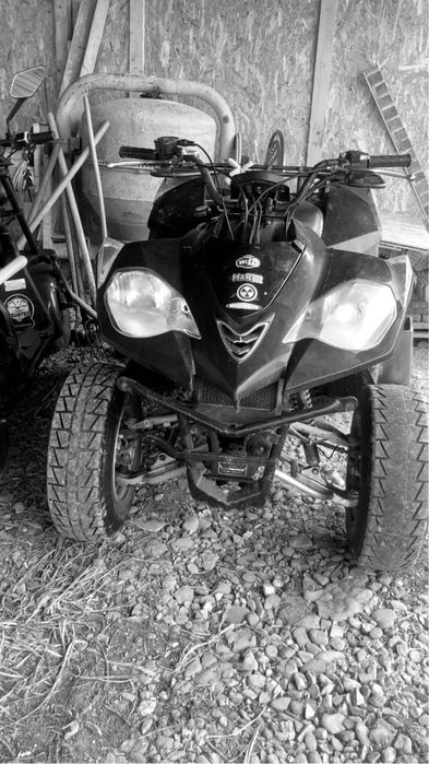 Vand atv e ton verctor 250 sau schimb