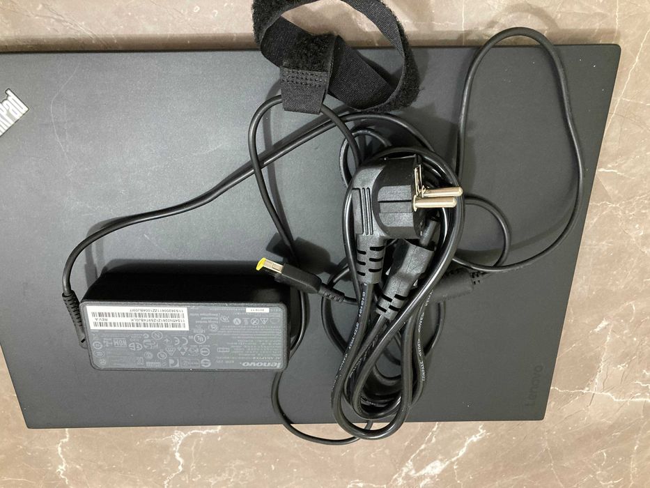 Lenovo X1 Carbon gen4, 14.0” FHD 1920x1080, Intel i7-6500U, 238Gb NVMD