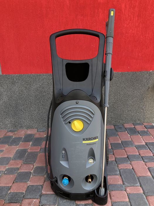 Продам мойку высокого давления Karcher