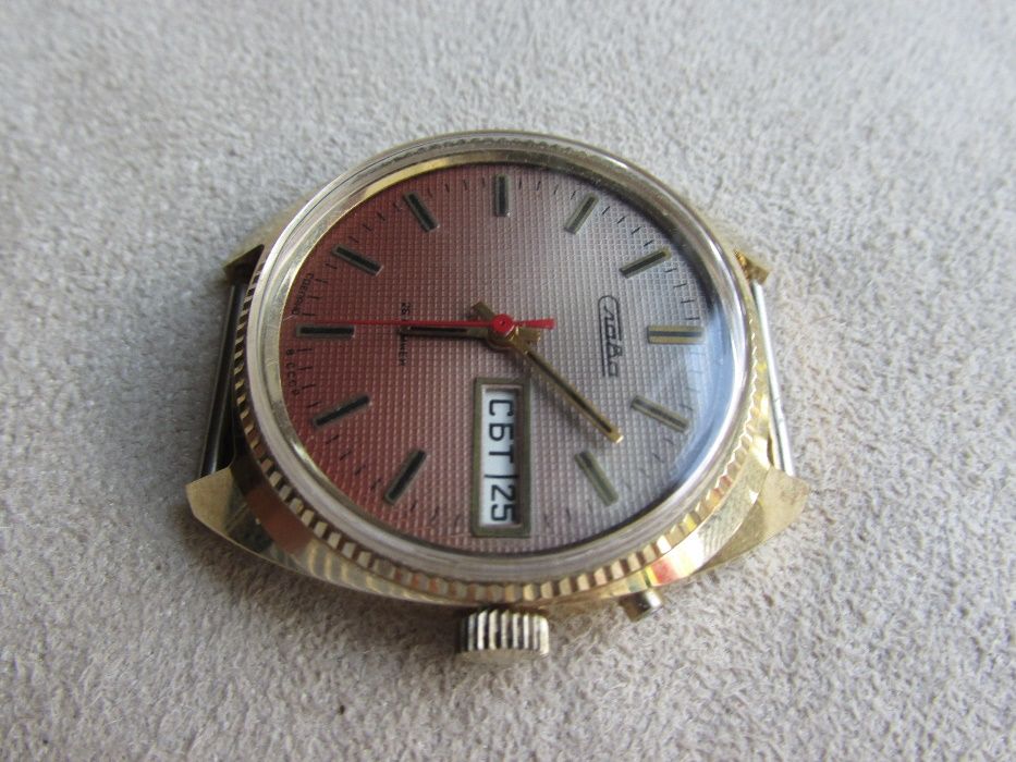 стар руски механичен часовник Слава