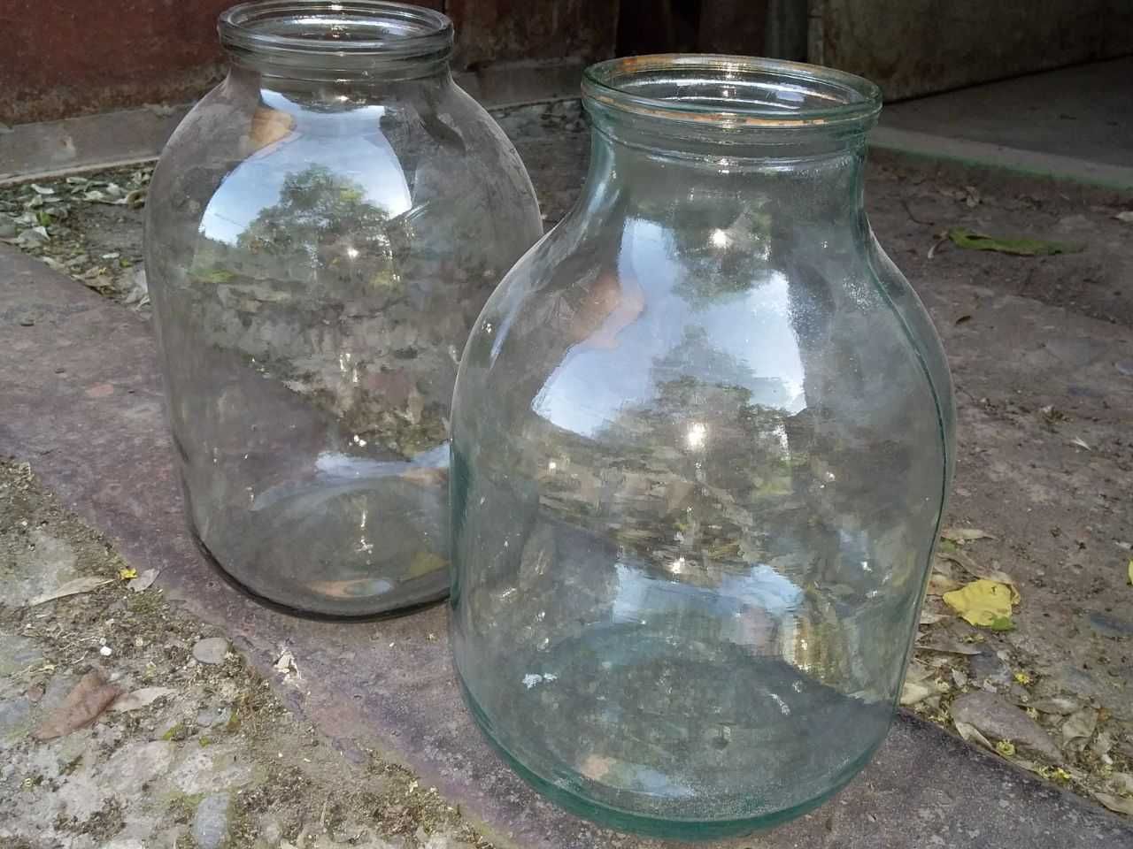 Продаются стеклянные банки 0,5 литровые., 1 литр, 3 литра