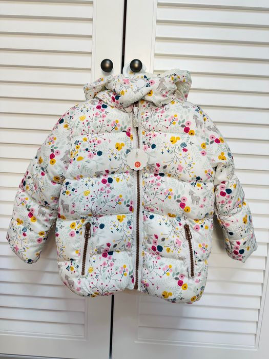 Продается новая куртка на девочку