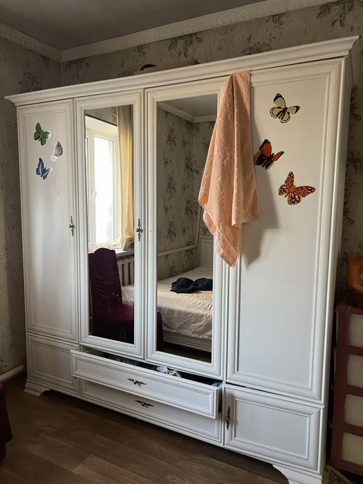 Спальная гарнитура и гостевая гарнитура