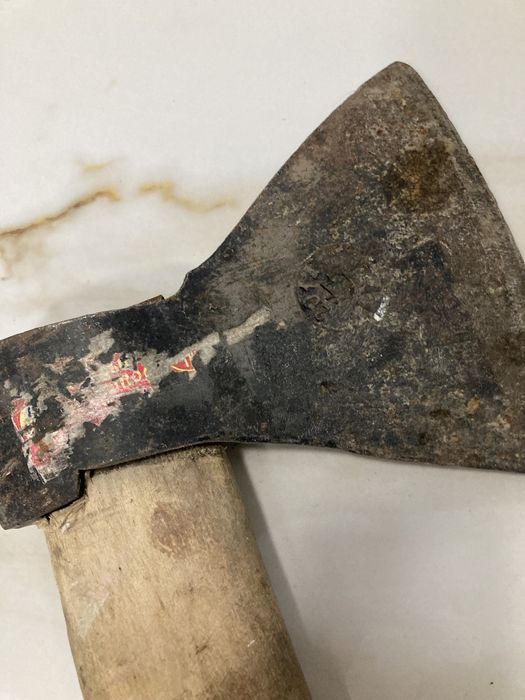 Продам топор Россия