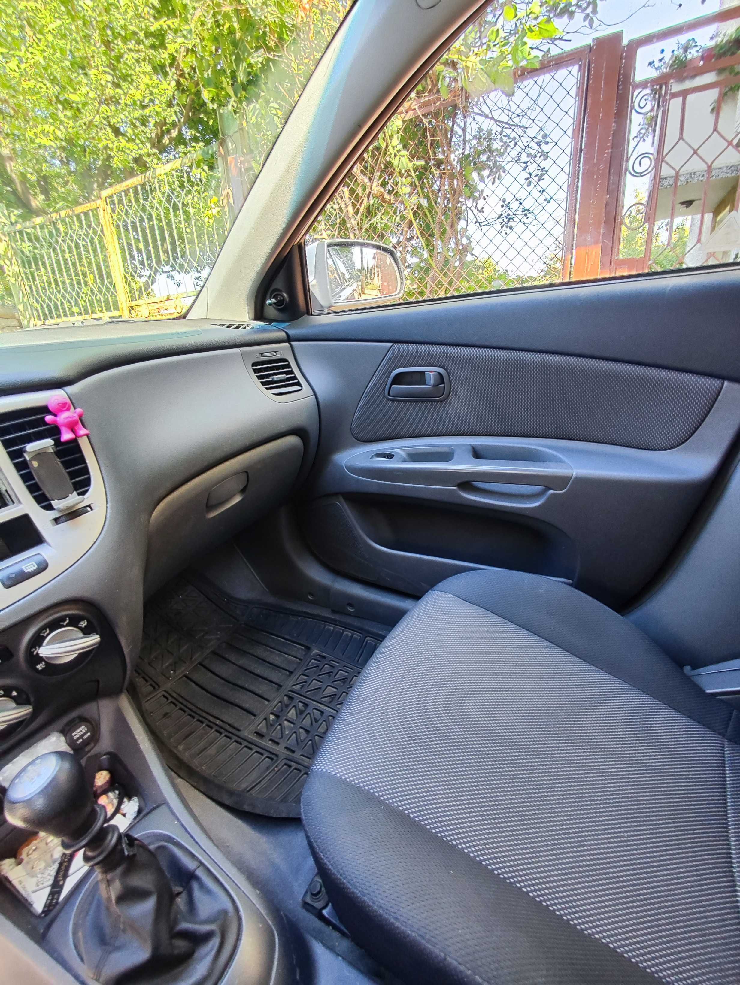 Продавам KIA RIO 1, 5CRDI