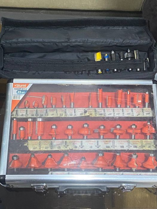 Фреза  макита RT0700C