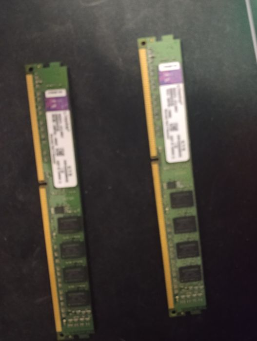 Продам озу ddr3 по 2гб